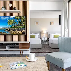 Aloha Vibes With Ocean Views, Near & Parking! Honolulu